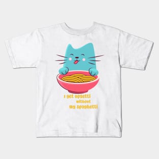 Cute cat eating noodles Kids T-Shirt